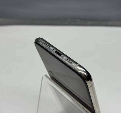 iPhone 11 Pro 256GB Silver 100%